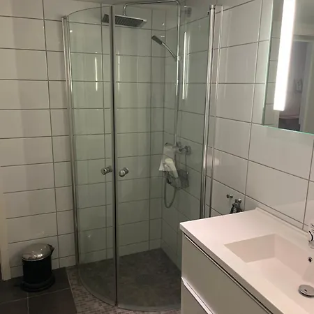 Hybel Naer Sentrum דירה